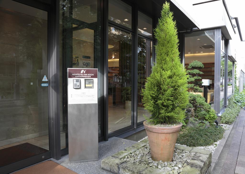 Nishitetsu Inn Kochi Harimayabashi Exterior foto